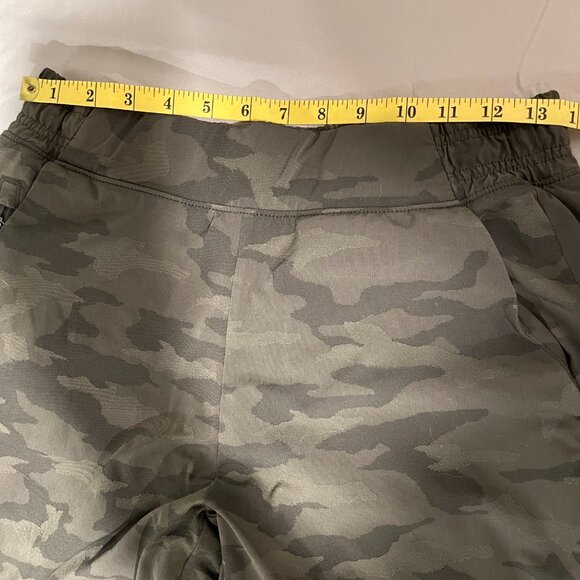Athleta Camo Lined Jogger Size 6 - Picture 8 of 10